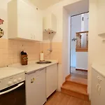 Appartamento Zvonko-1 By Interhome