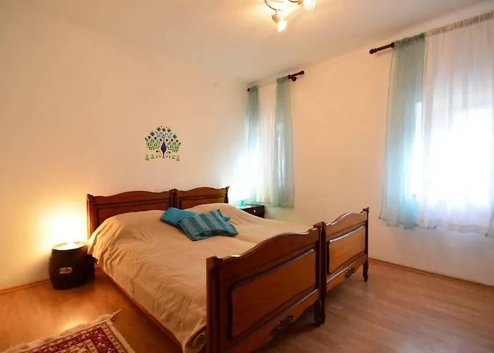 Apartamento Zvonko-1 By Interhome *